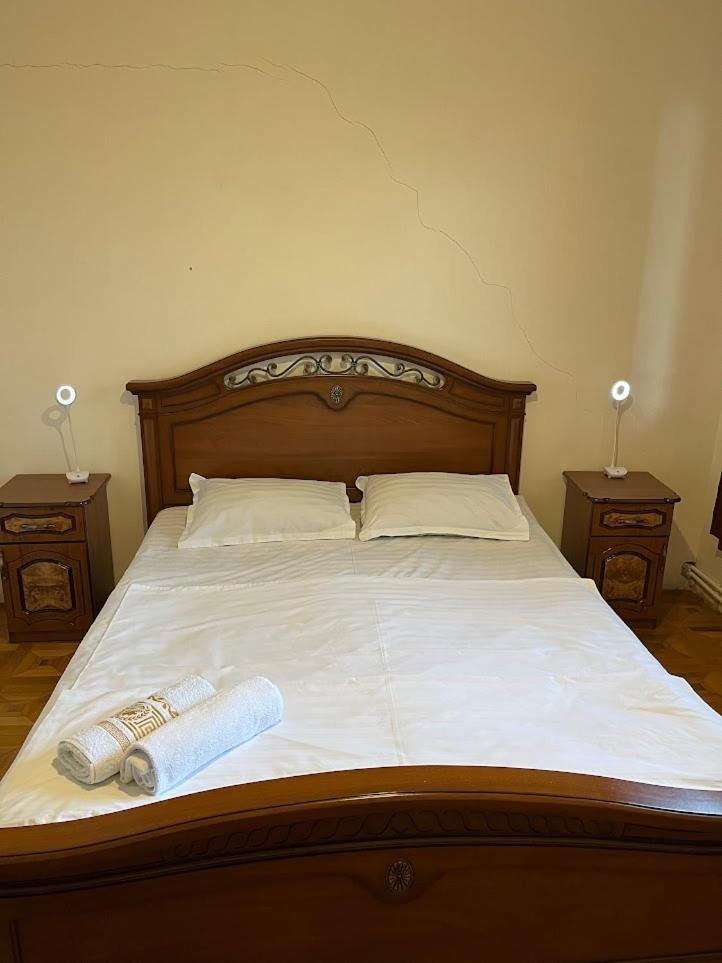 Guest House Saman Garni Exterior photo
